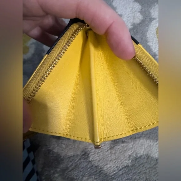 Rare Celine zip around wallet black and yellow - Picture 11 of 12